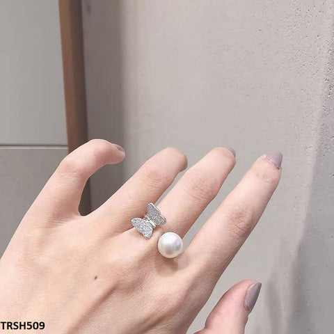 TRSH509 CJD Open Pearl/Butterfly Ring Adjustable- TRSH