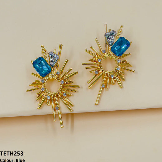 Expertly crafted and designed, the TETH253 CHU Ear Tops Pair from TJ Wholesale Pakistan is the perfect addition to any outfit. Made with high-quality materials and featuring fashionable, artificial jewelry, these ear tops are a must-have fashion accessory. Elevate your style with this stunning and versatile pair.