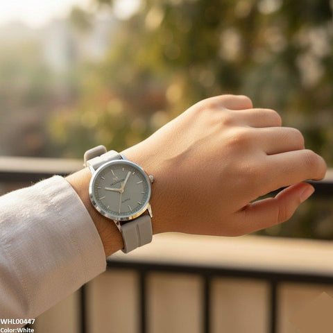 WHL00447 BWS Silver Bezel Magnetic Rubber Strap Women's Watch - WHL