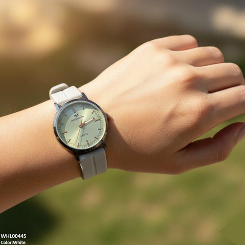 WHL00445 BWS Round Black Bezel Magnetic Rubber Strap Women's Watch - WHL