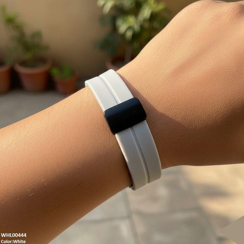 WHL00444 BWS Round Black Bezel Magnetic Rubber Strap Women's Watch - WHL