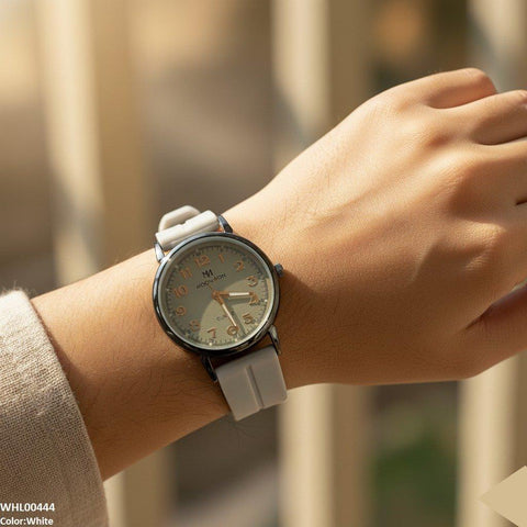 WHL00444 BWS Round Black Bezel Magnetic Rubber Strap Women's Watch - WHL