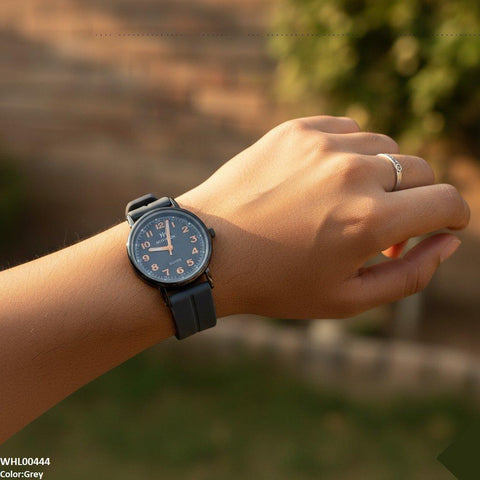 WHL00444 BWS Round Black Bezel Magnetic Rubber Strap Women's Watch - WHL