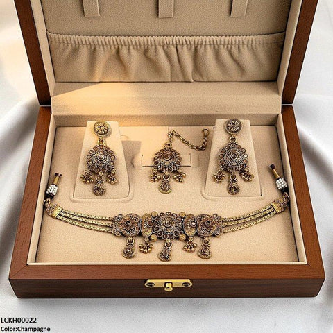 LCKH00022 ANI Tear Flower Choker Set - LCKH