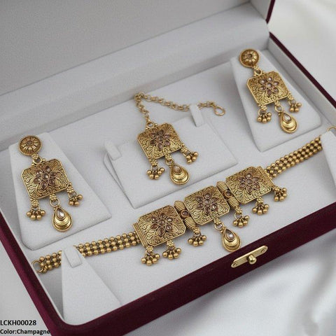 LCKH00028 ANI Flower Tear Drop Choker Set - LCKH