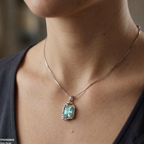 TPSH00809 MSJ Leaf/Square Pendant - TPSH