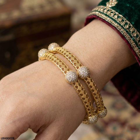 LBH00028 ANI Square Round Bangles Set- LBH