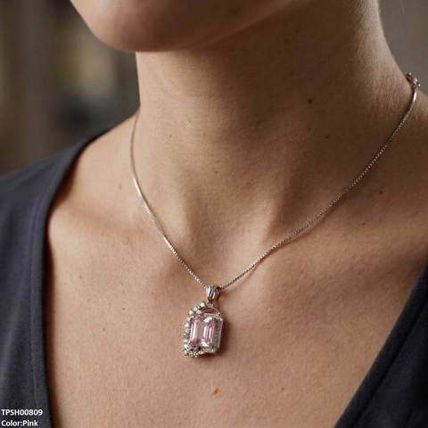 TPSH00809 MSJ Leaf/Square Pendant - TPSH
