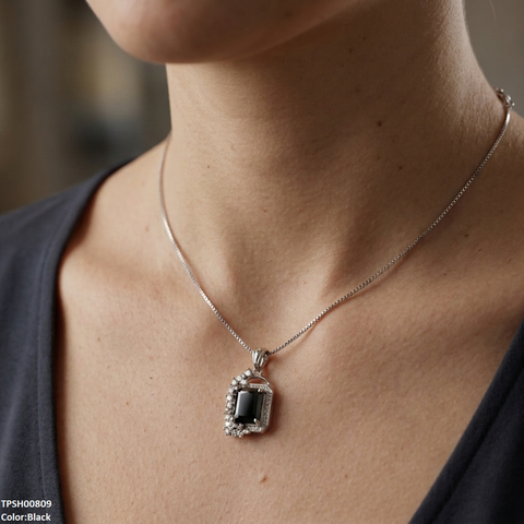TPSH00809 MSJ Leaf/Square Pendant - TPSH