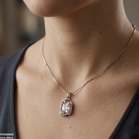 TPSH00809 MSJ Leaf/Square Pendant - TPSH