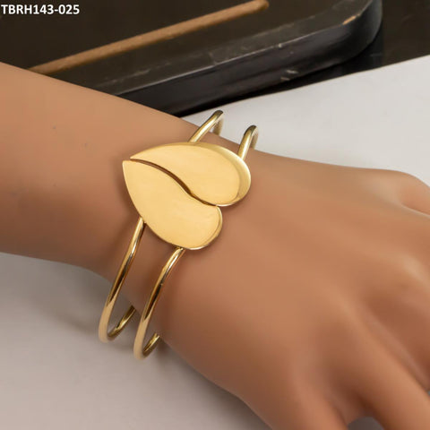 TBRH143 SGC Heart Openable Bracelet - TBRH