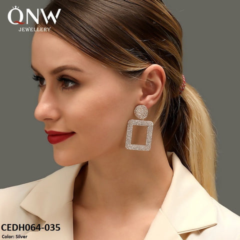 CEDH064 QWN Teardrop Earrings Pair - CEDH