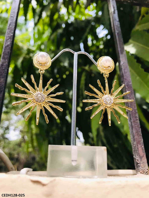 CEDH128 DDJ Pearl Star Drop Earrings Pair - CEDH