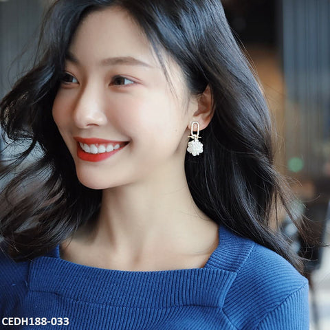 CEDH188 YQG White Flower Drop Earrings - CEDH