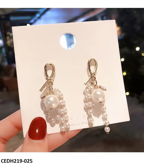 CEDH219 BTO Knot Pearl Drop Earrings Pair - CEDH