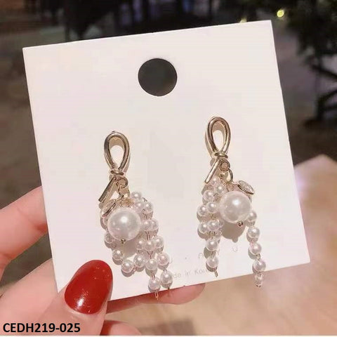 CEDH219 BTO Knot Pearl Drop Earrings Pair - CEDH