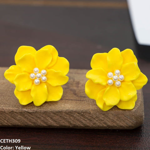 Complete your look with these elegant CETH309 YYE Painted Flower Stud Tops Pair. Made from high-quality fashion jewelry, these beautifully designed artificial earrings will enhance any outfit. The perfect addition to your fashion accessories collection. From TJ Wholesale Pakistan.