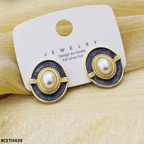 CETH439 YUL Pearl Oval Painted Stud Tops Pair - CETH
