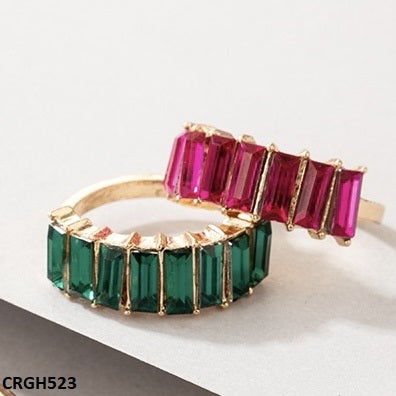 Beautiful fashion jewelry, the CRGH523 YYE Baguette Layered 7 Size Ring is featured by TJ Wholesale Pakistan. It is the ideal accessory for any ensemble because of its exquisite design and sophisticated finish. Upgrade your look with this beautiful and reasonably priced item.