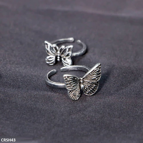 Enhance your style with our CRSH430 LSH 2 Butterfly Rings. Made from fashionable and artificial materials, these adjustable rings add a touch of elegance to any outfit. A must-have fashion accessory from TJ Wholesale Pakistan.