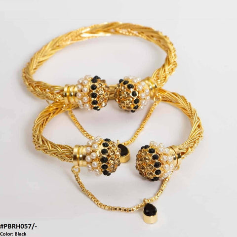 Upgrade your fashion game with PBRH057 MZM Karra Pair Gutt from TJ Wholesale Pakistan. This fashion-forward piece is perfect for any occasion, adding a touch of style to your look. Crafted with precision, it promises to be a valuable addition to your jewelry collection.