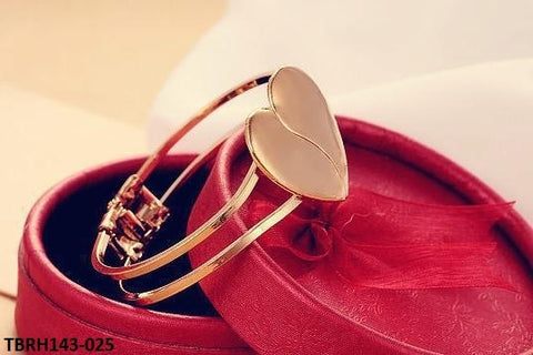 TBRH143 SGC Heart Openable Bracelet - TBRH