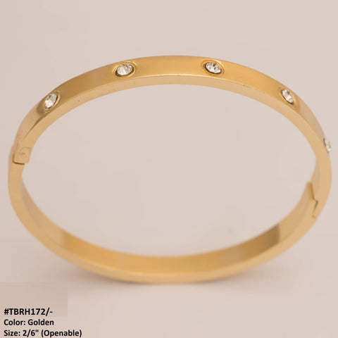 This stylish TBRH172 XHU Imp Bracelet Openable - CBRH from TJ Wholesale Pakistan is the perfect fashion accessory for any occasion. Made with high-quality materials, it adds a touch of glamour and elegance to any outfit. Elevate your style with this fashionable and affordable piece of artificial jewelry.