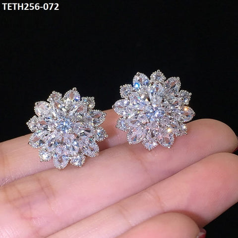 TETH256 CSH Flower Stud Ear Tops Pair - TETH