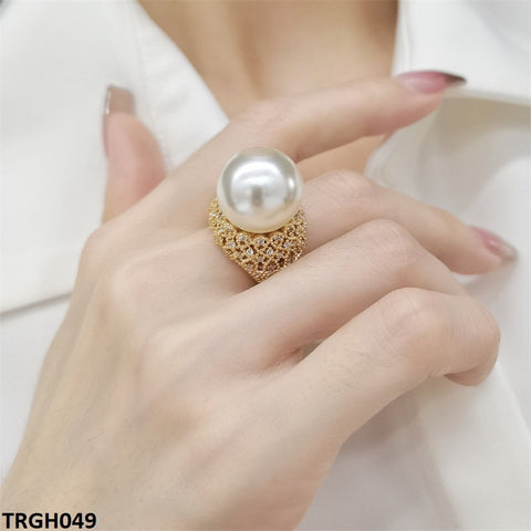 TRGH049 CJD Cathedral Pearl Adjustable Ring - TRGH