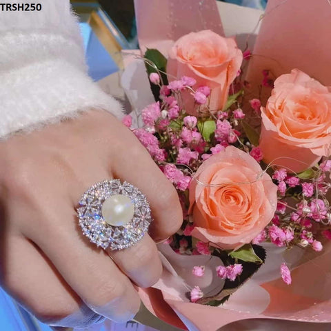 TRSH250 CJD Pearl Flower Cathedral Adjustable Ring - TRSH